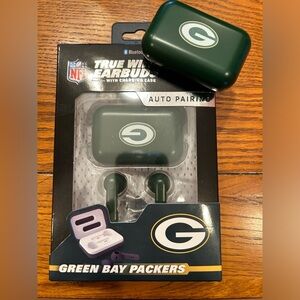 Green Bay Packer Ear Buds‎